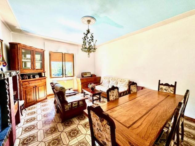 gallery gallery-image