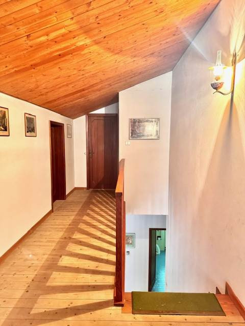 gallery gallery-image