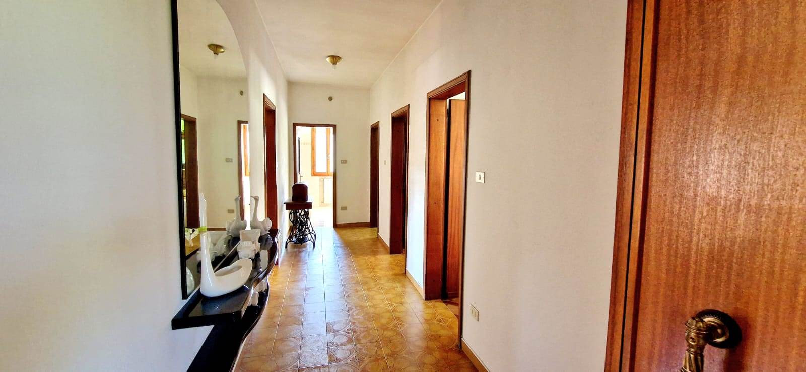 gallery gallery-image