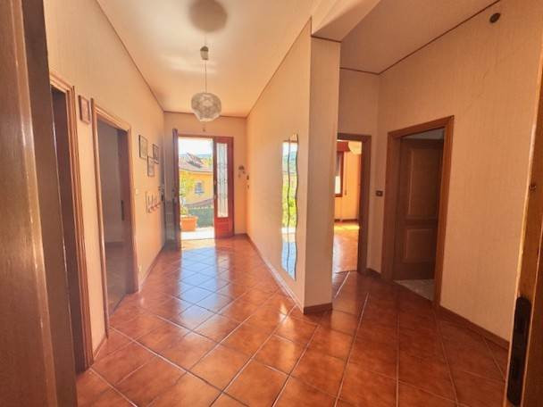 gallery gallery-image