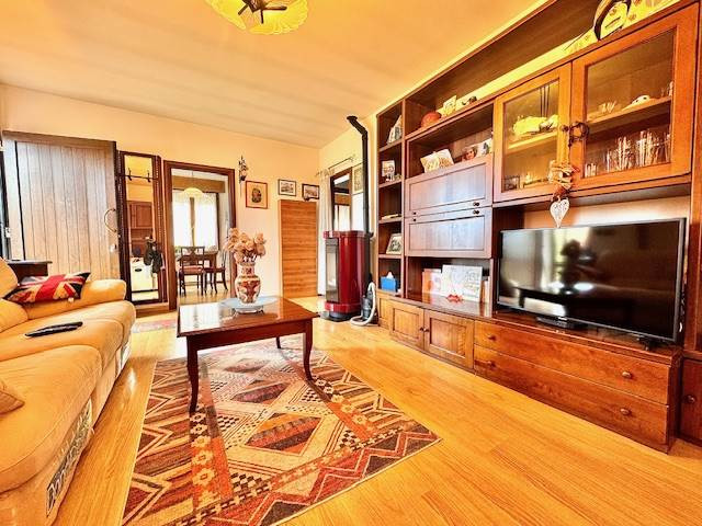 gallery gallery-image