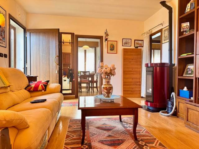 gallery gallery-image