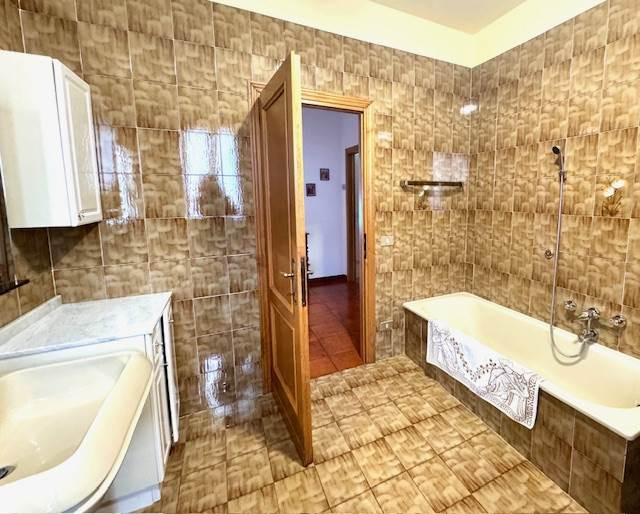 gallery gallery-image