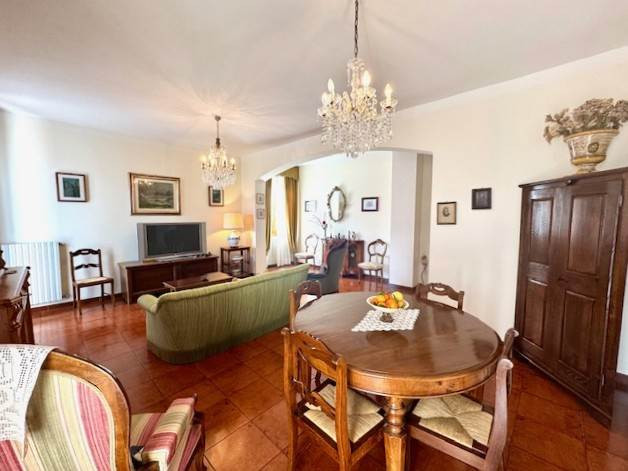 gallery gallery-image