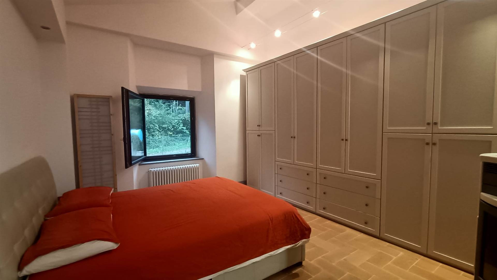 gallery gallery-image