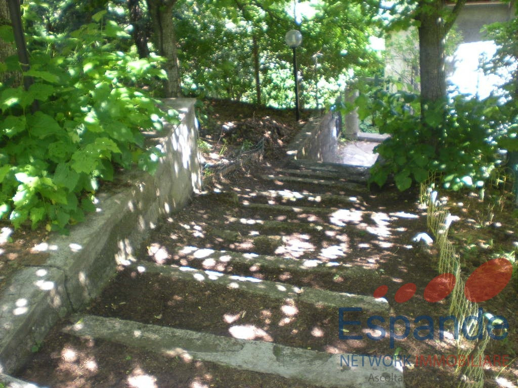 gallery gallery-image