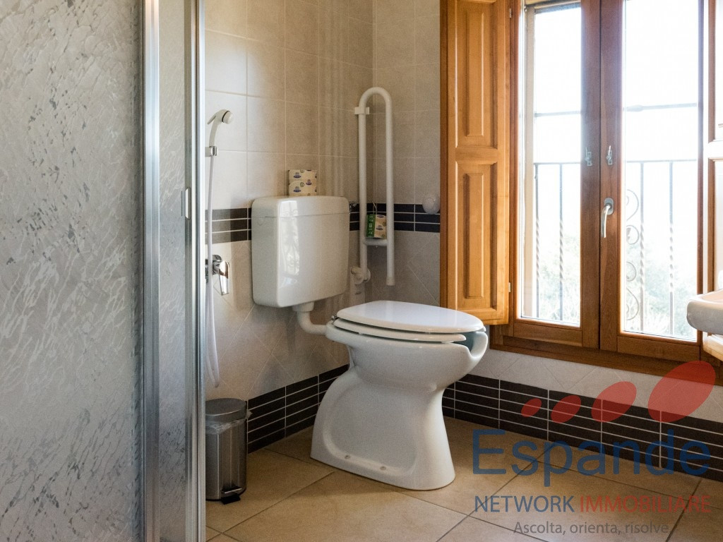 gallery gallery-image