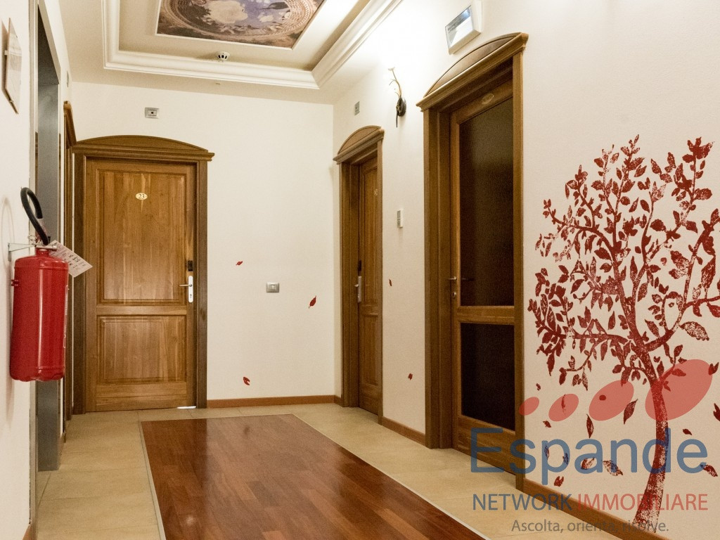 gallery gallery-image