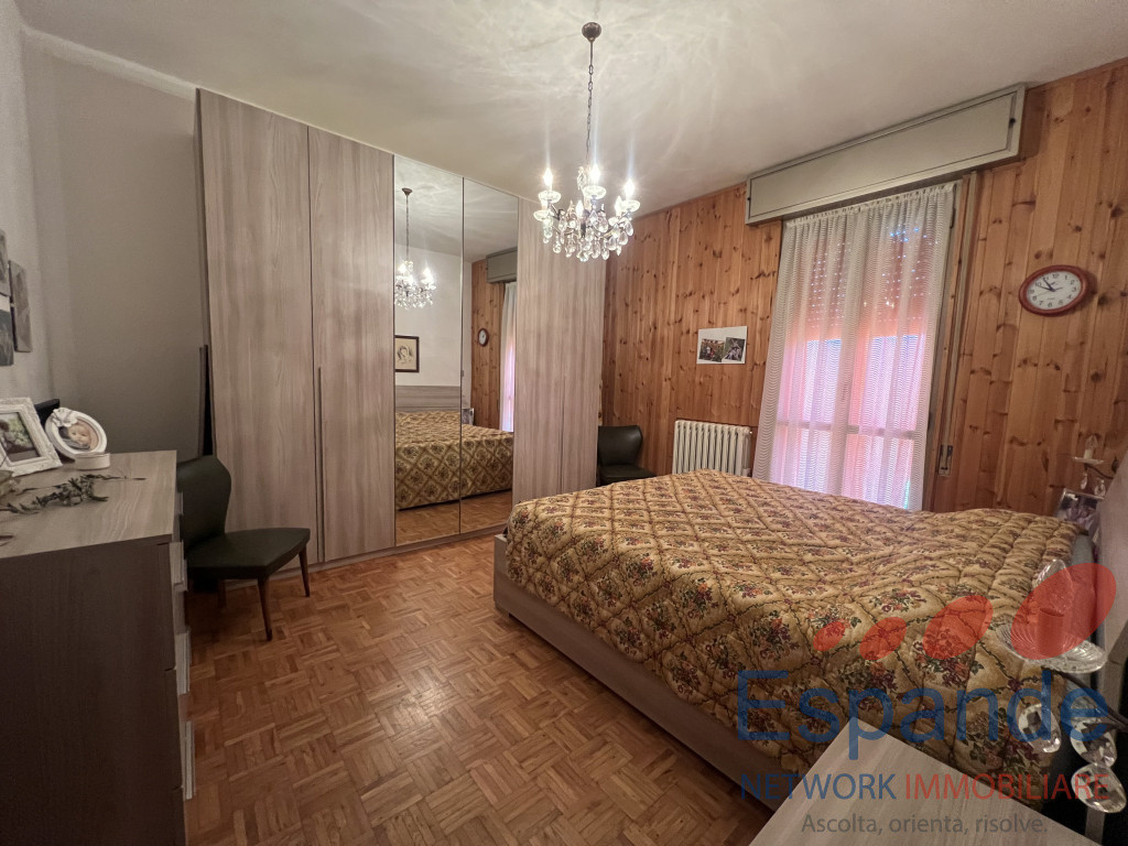 gallery gallery-image