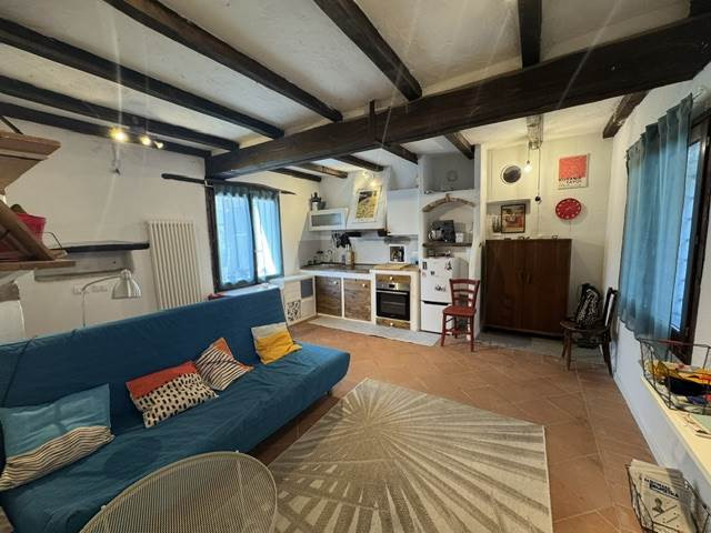 gallery gallery-image