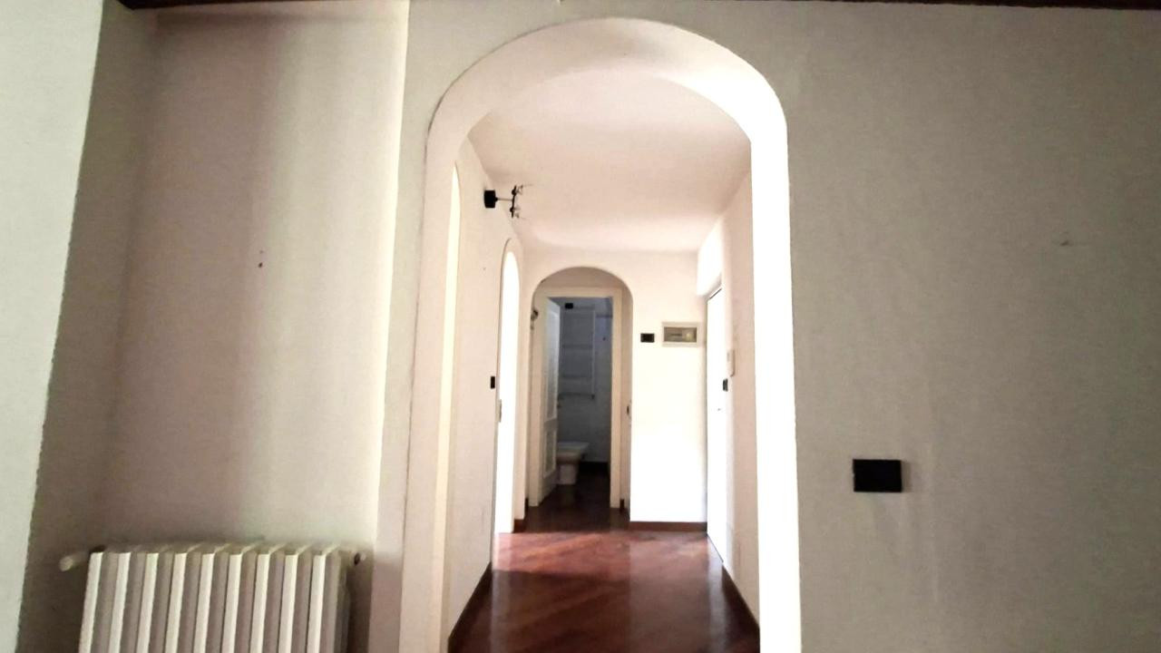gallery gallery-image