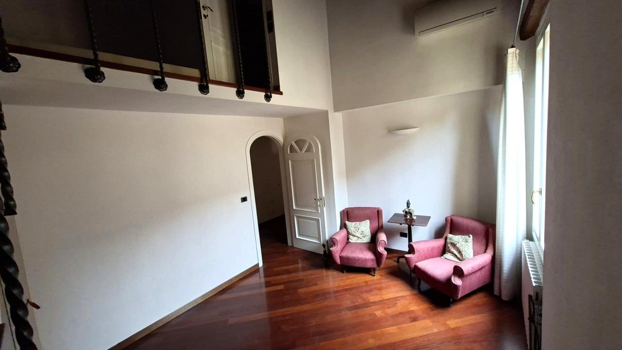 gallery gallery-image