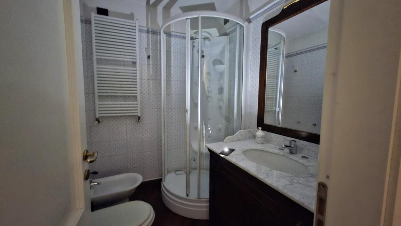 gallery gallery-image
