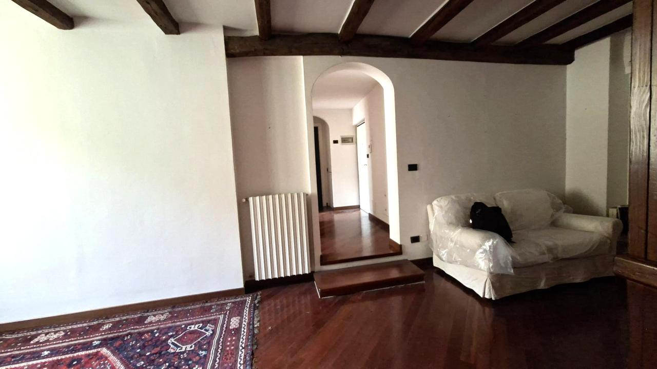 gallery gallery-image