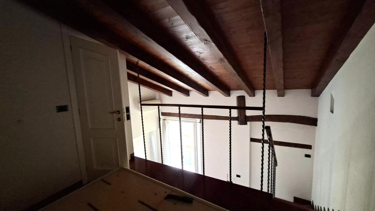 gallery gallery-image