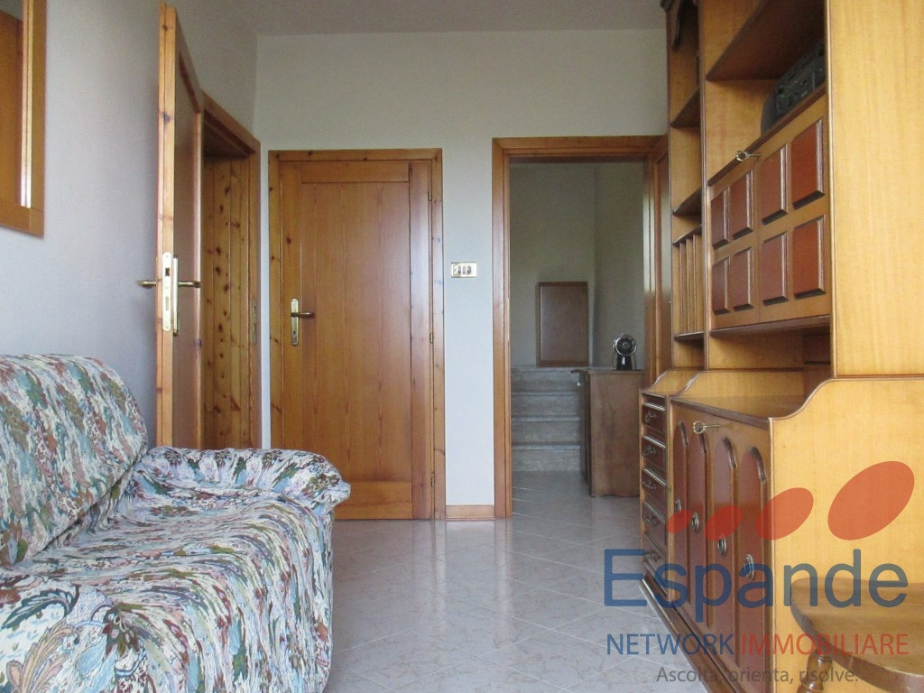 gallery gallery-image