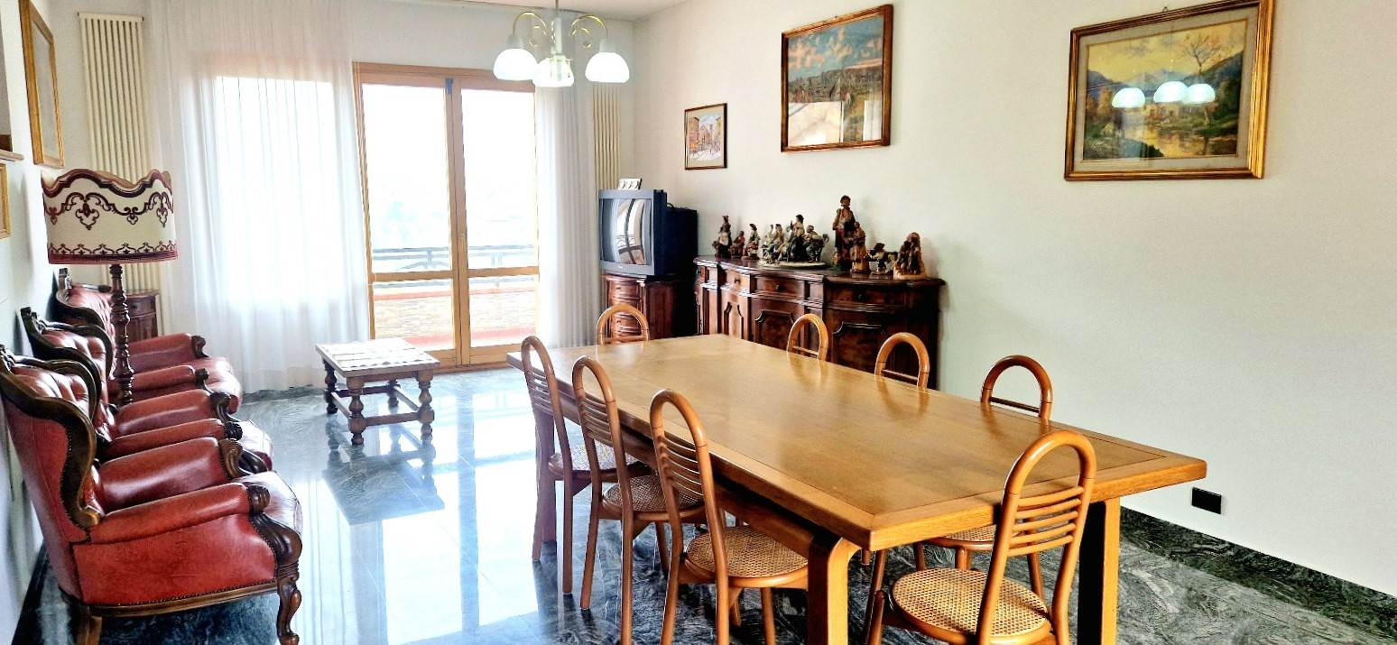 gallery gallery-image