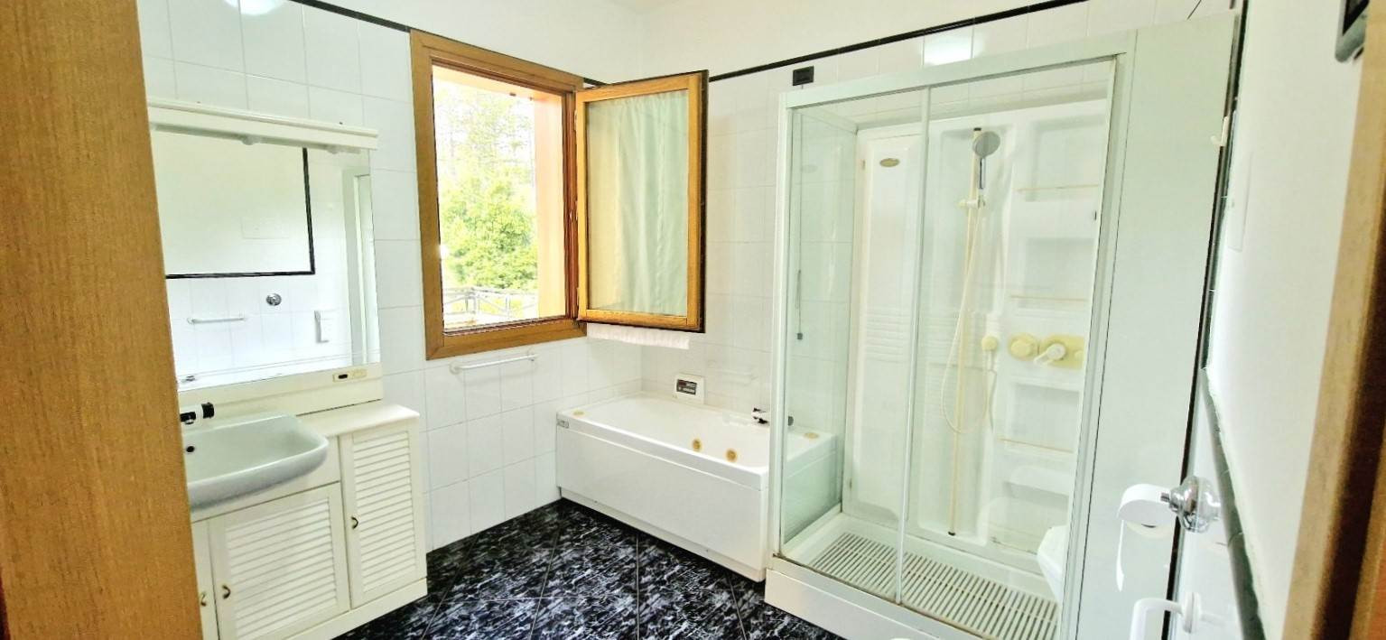 gallery gallery-image