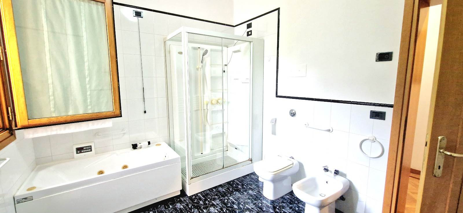 gallery gallery-image