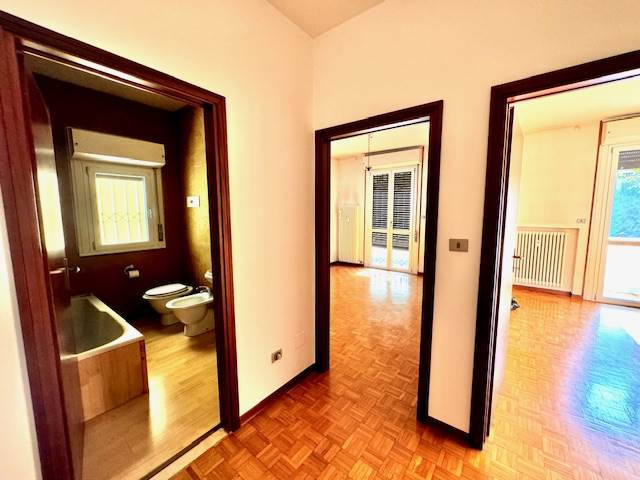 gallery gallery-image