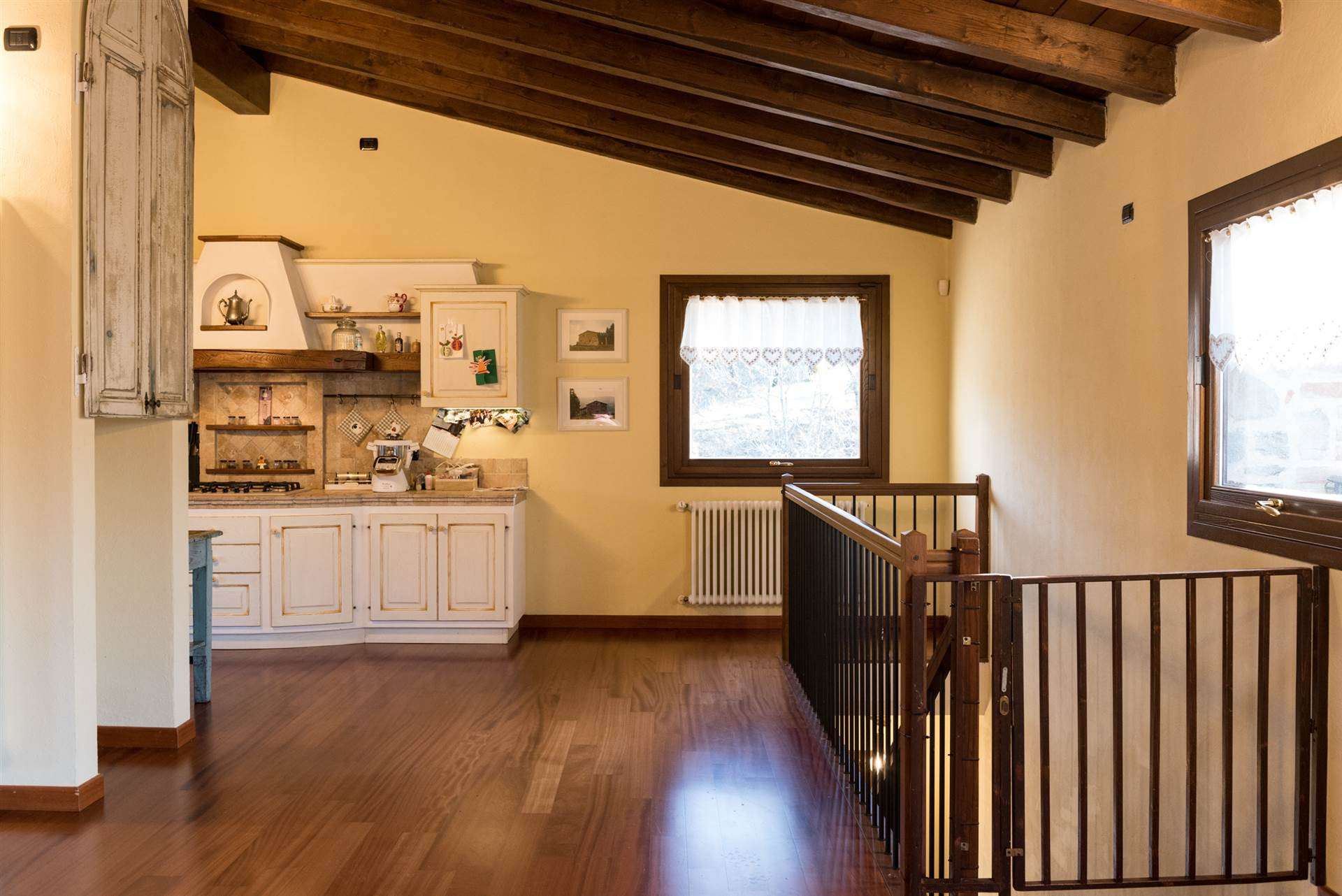 gallery gallery-image