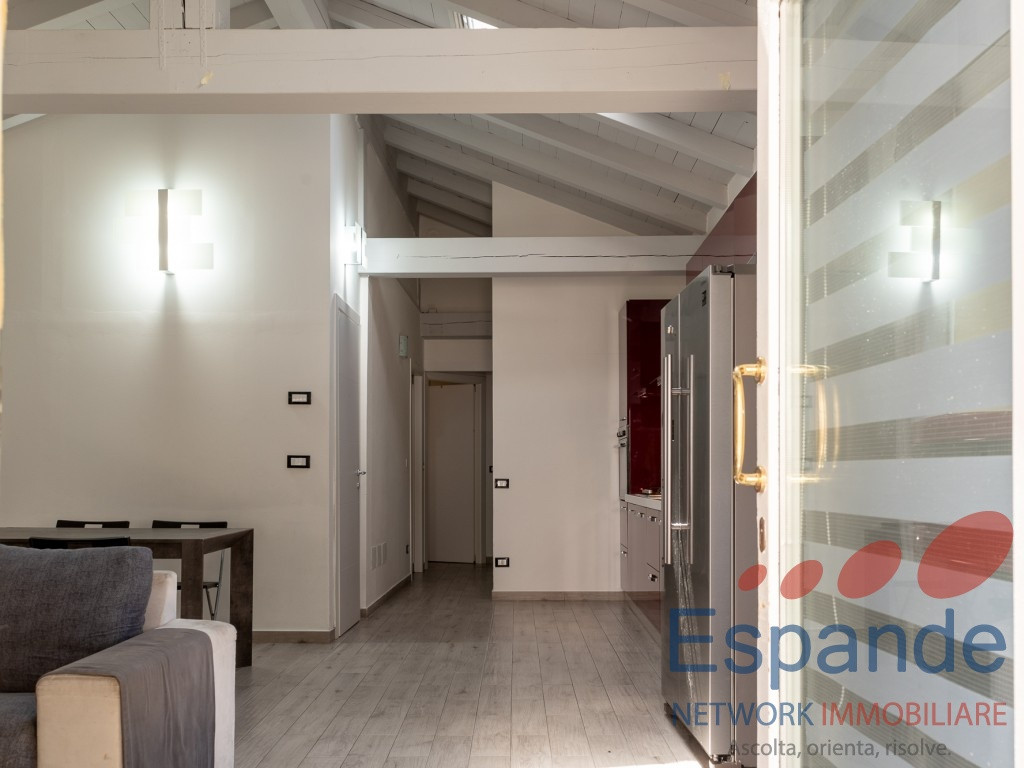 gallery gallery-image