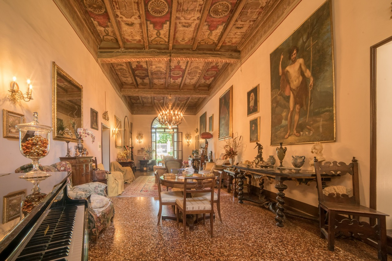 gallery gallery-image