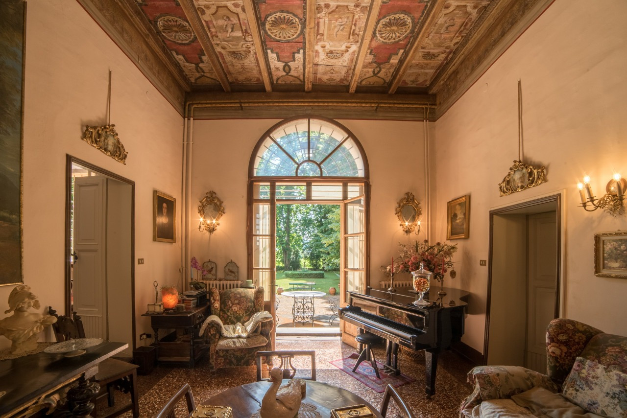 gallery gallery-image