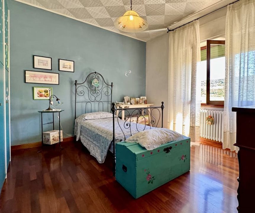 gallery gallery-image