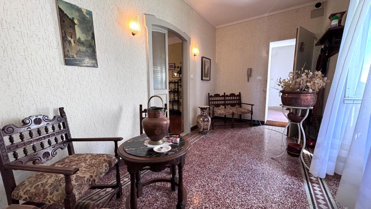 gallery gallery-image