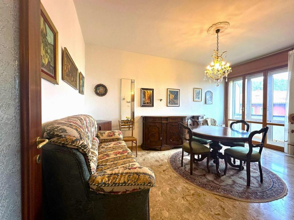gallery gallery-image