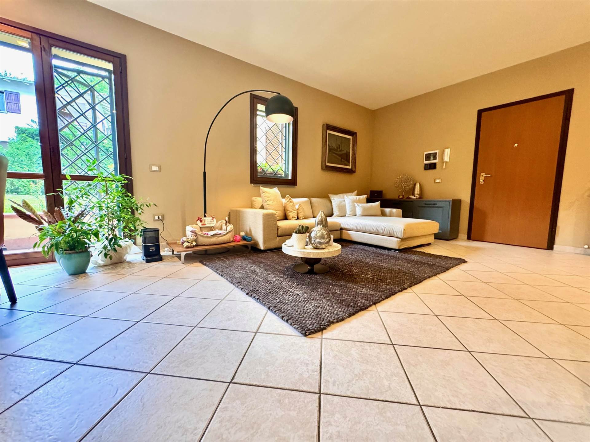 gallery gallery-image