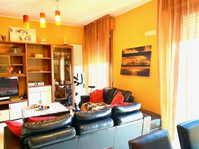 gallery gallery-image
