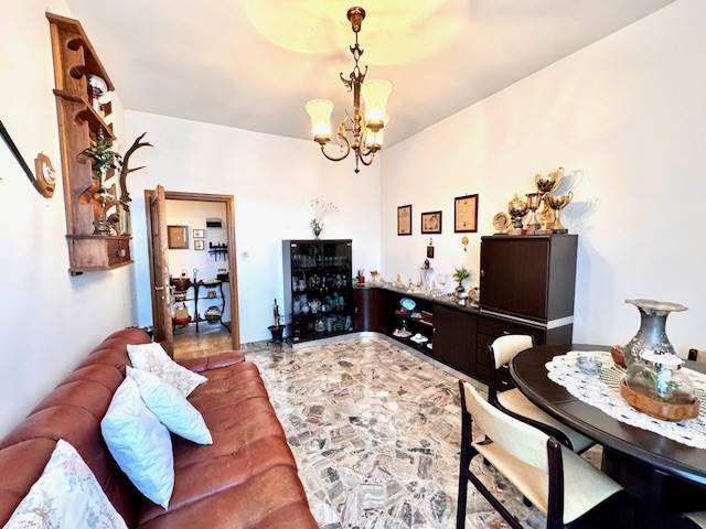 gallery gallery-image