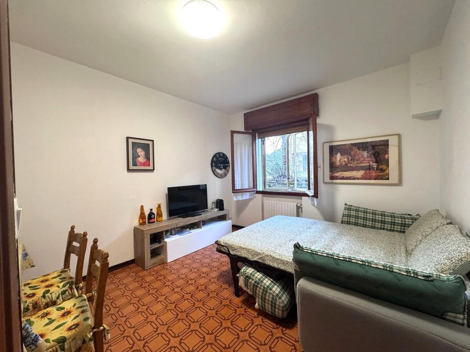 gallery gallery-image