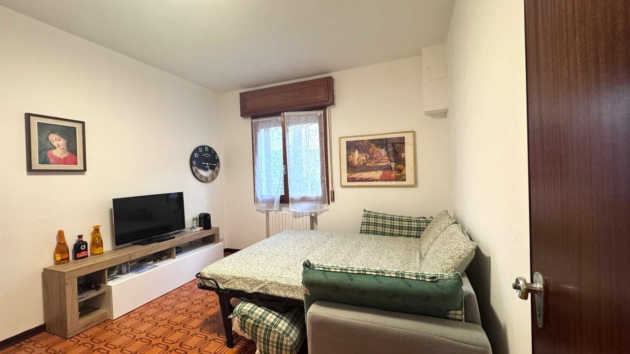 gallery gallery-image