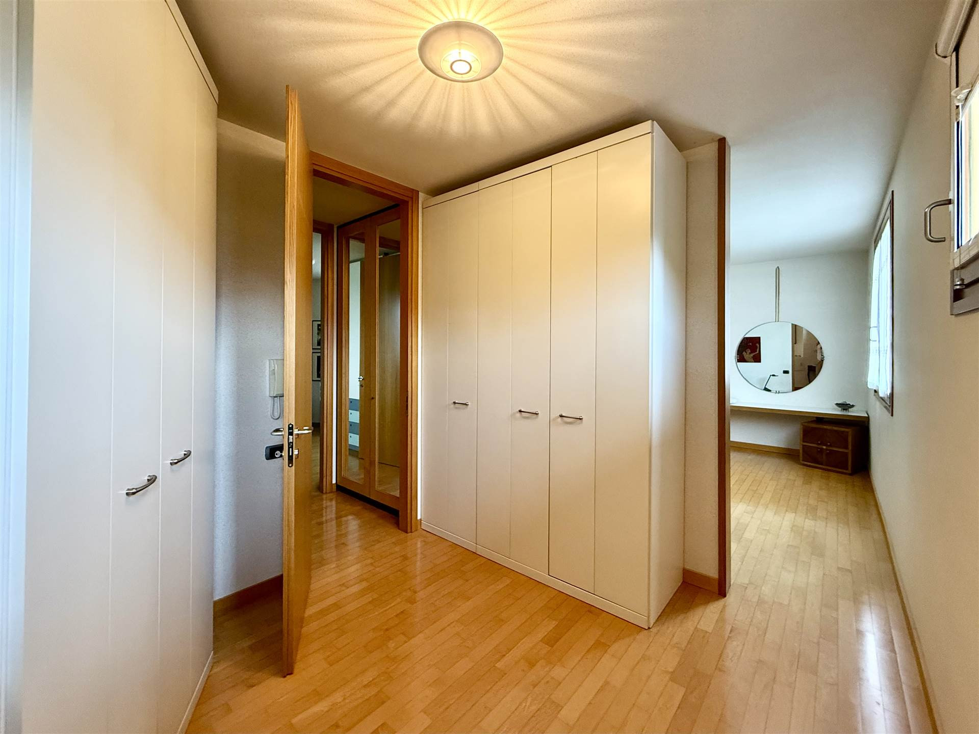gallery gallery-image