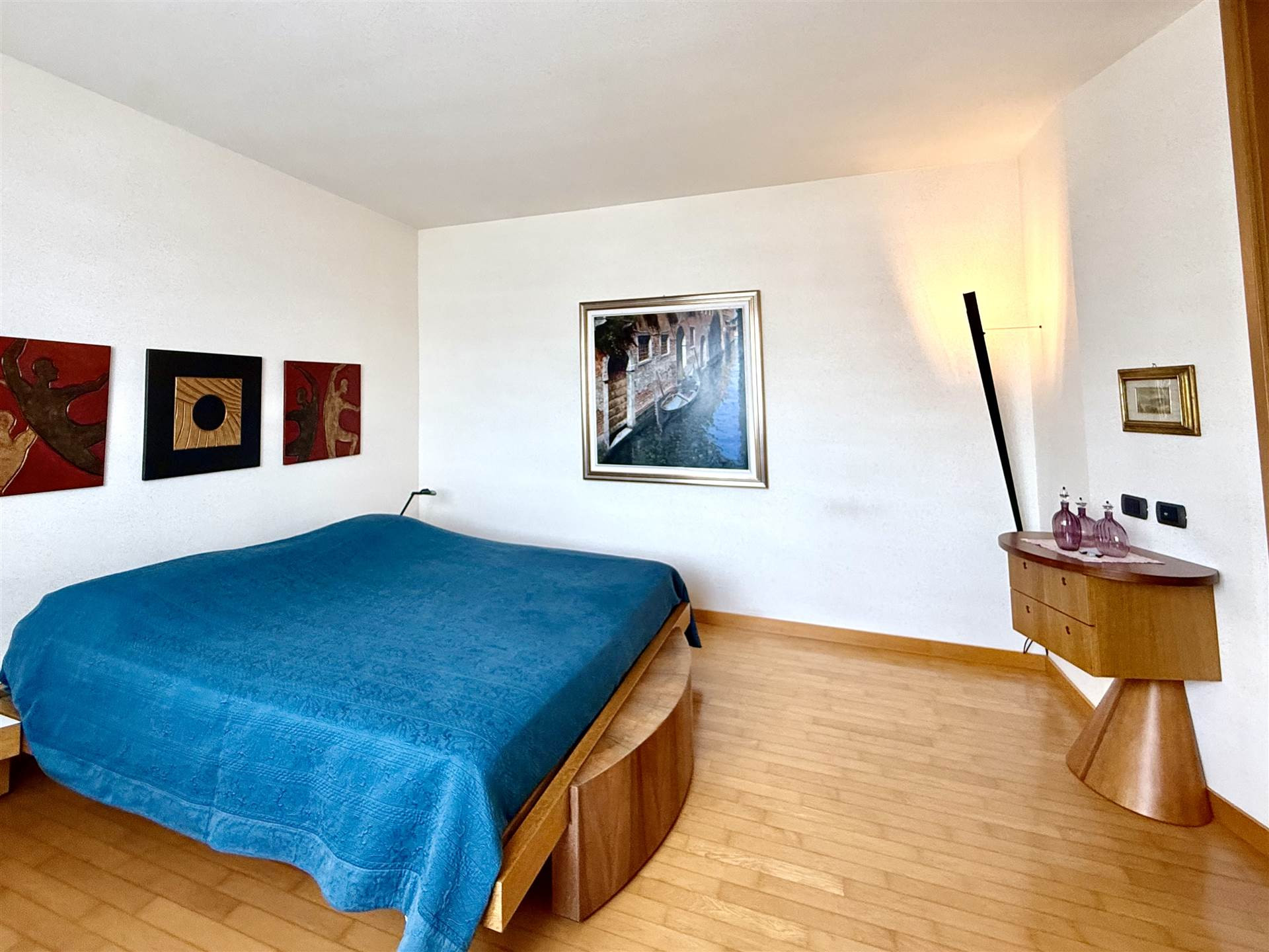 gallery gallery-image