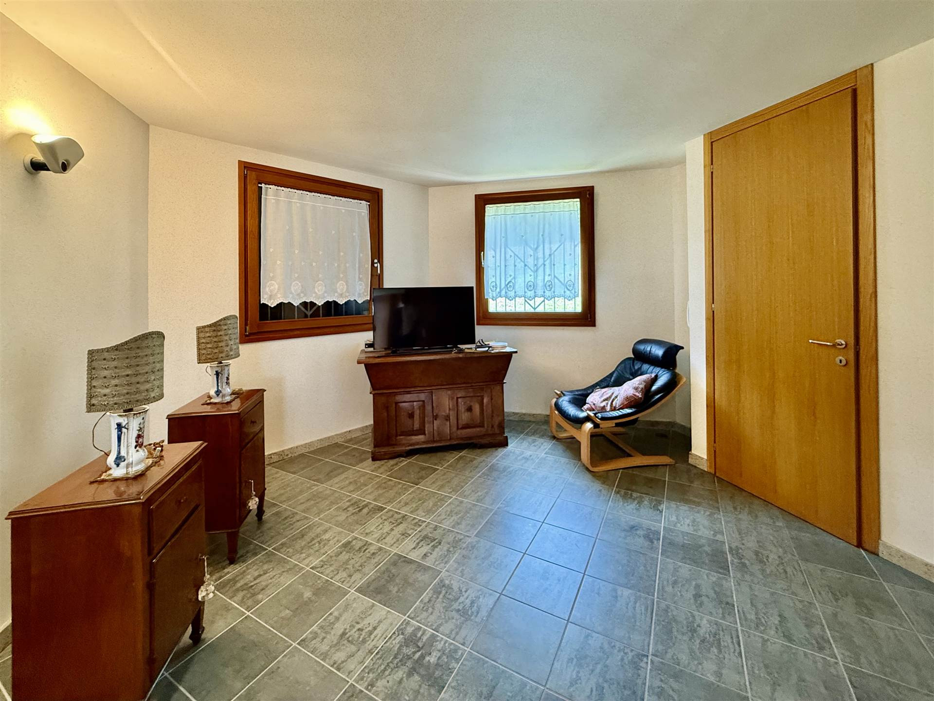 gallery gallery-image
