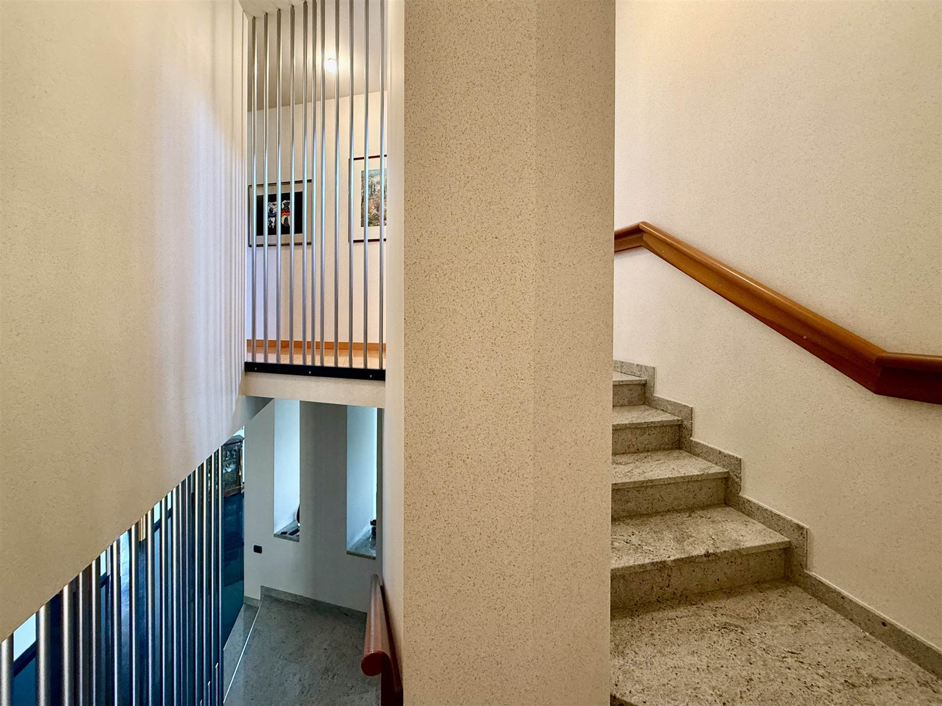 gallery gallery-image