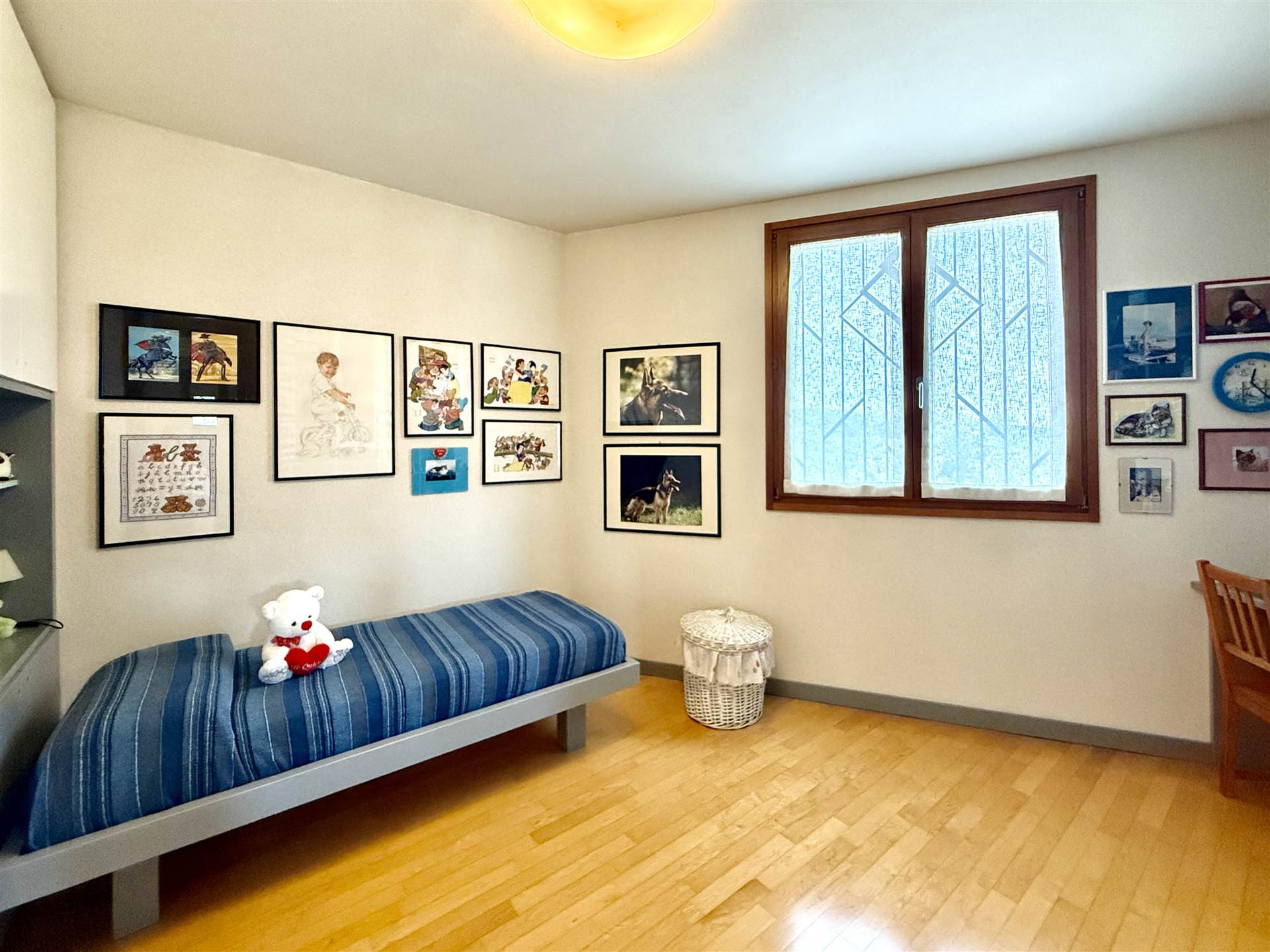 gallery gallery-image