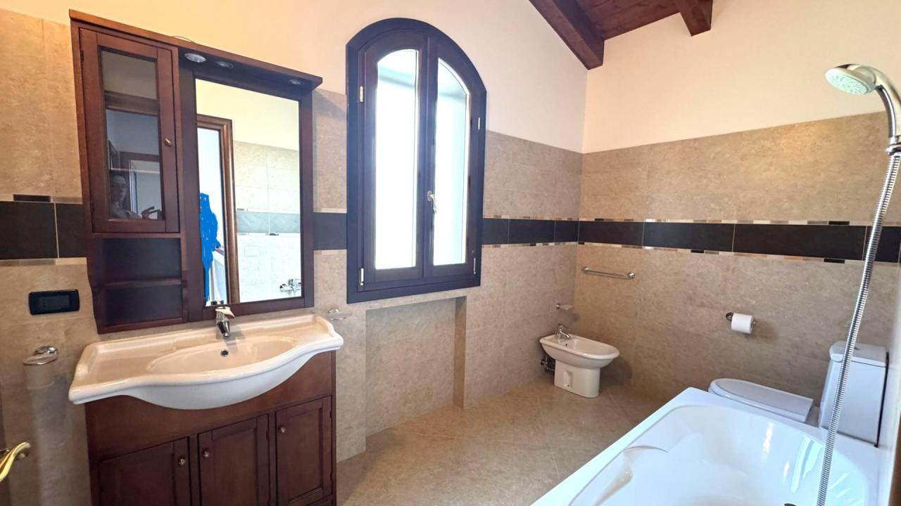 gallery gallery-image