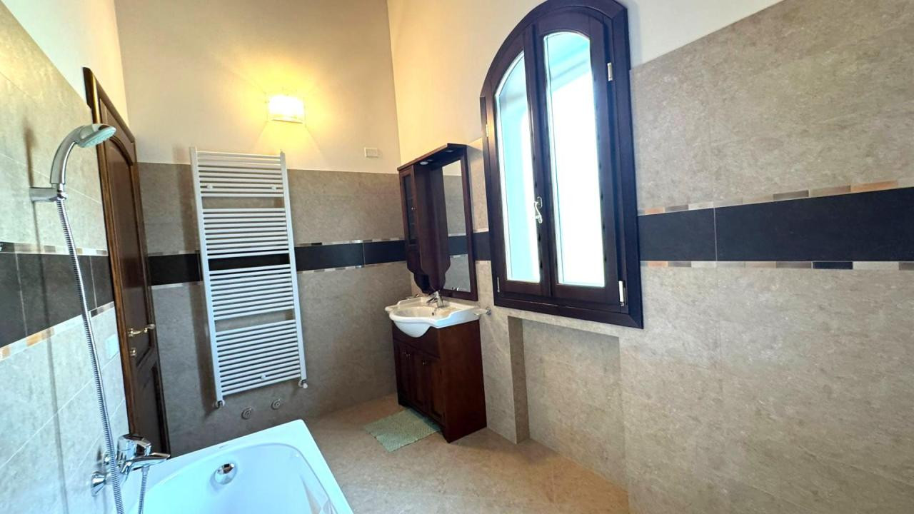 gallery gallery-image