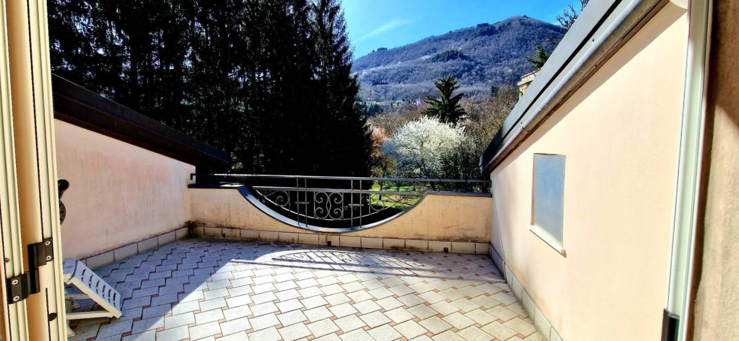 gallery gallery-image