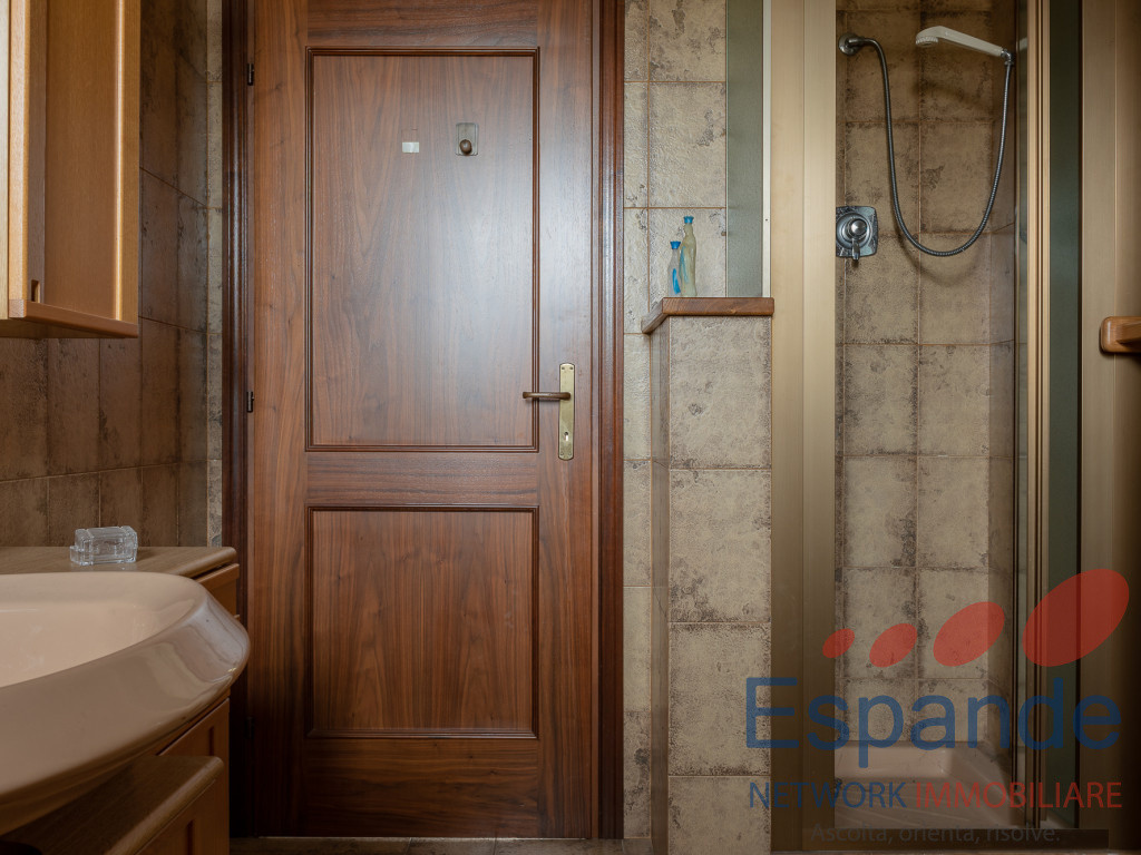 gallery gallery-image