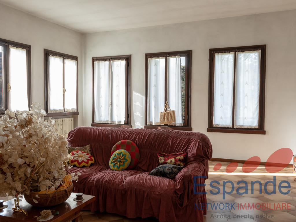 gallery gallery-image