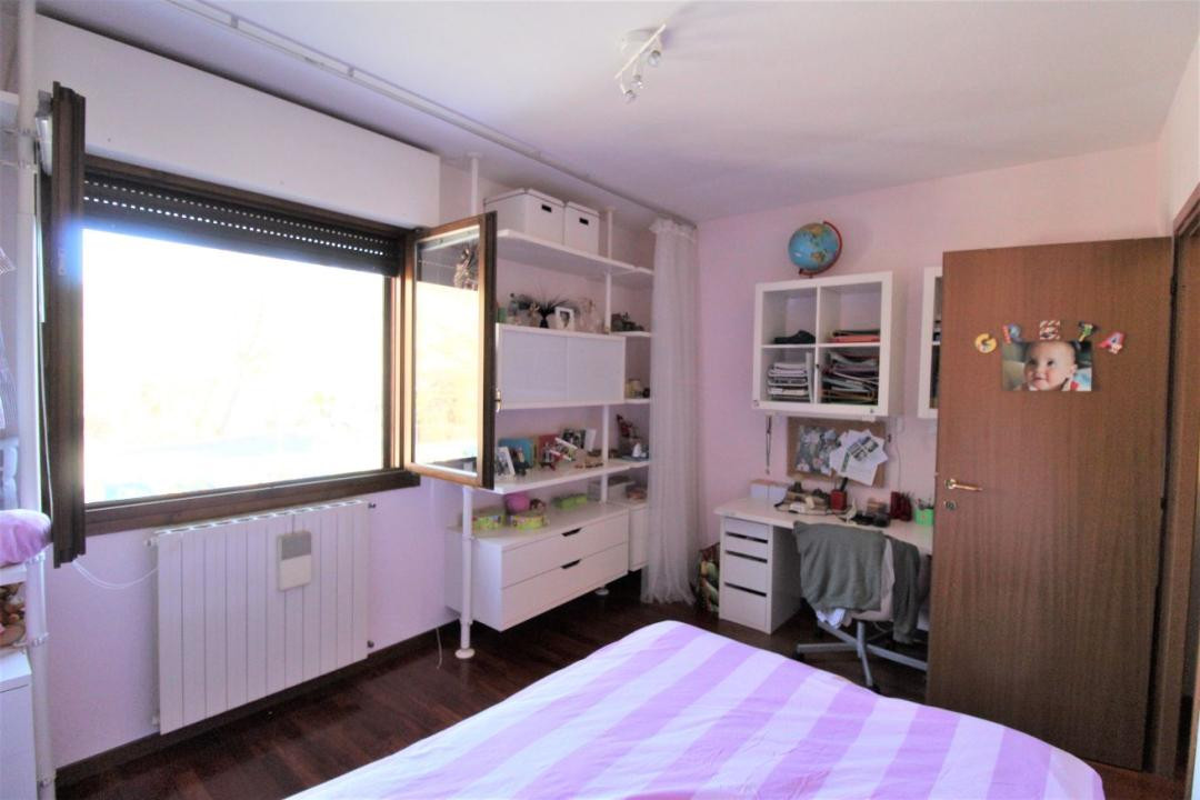 gallery gallery-image