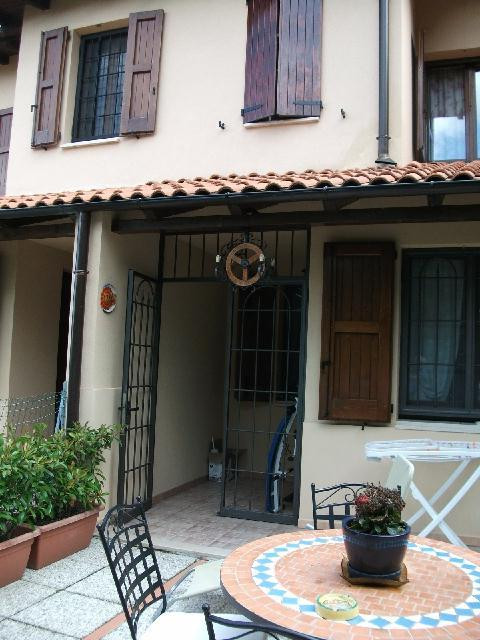 gallery gallery-image
