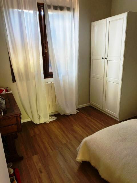 gallery gallery-image